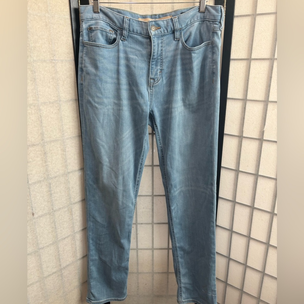 BANANA REPUBLIC Luxe Traveler Slim Fit Light Wash Blue Jeans - Picture 1 of 8